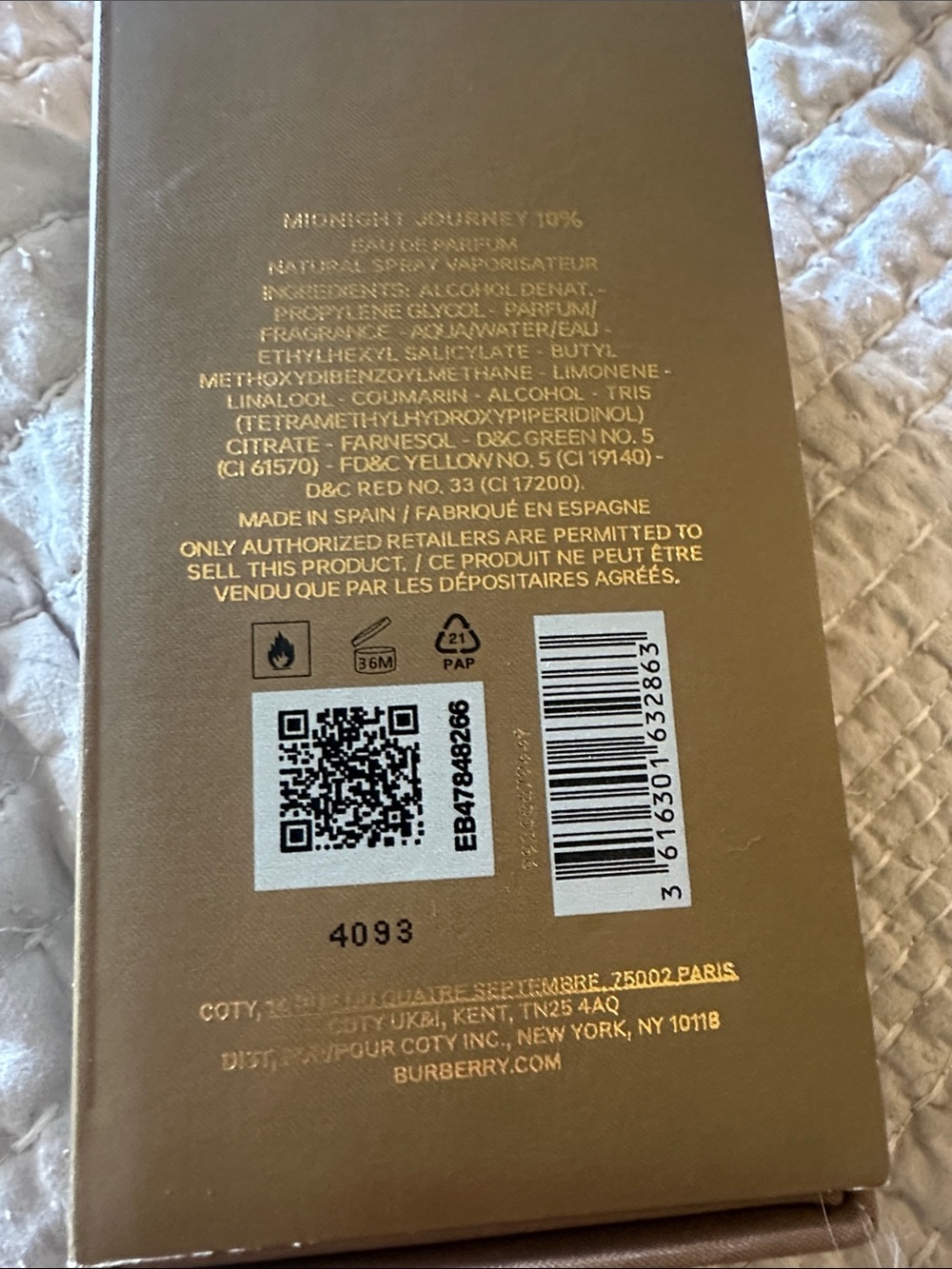 Burberry Signatures Midnight Journey Perfume - Picture 4 of 4